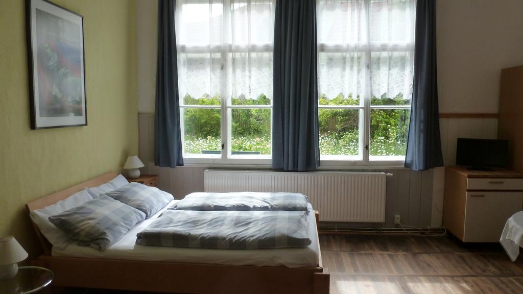 Alte Schule Leilighet Tambach-Dietharz Eksteriør bilde